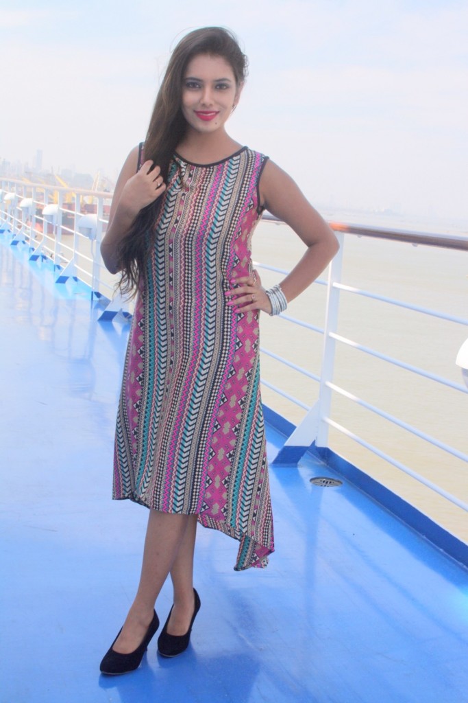 ritwika gupta spotlightxoxo cruise summer fashion